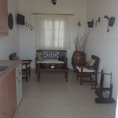 Argilily Studios Kímolos Quarto foto