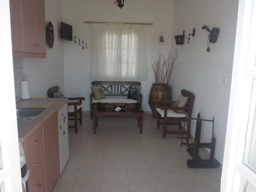 Argilily Studios Kímolos Quarto foto